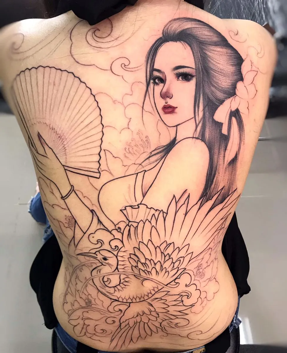 10+ Unique and Popular Back Tattoos For Women